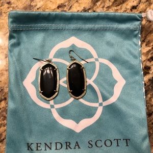 Kendra Scott Elle: Black and Gold